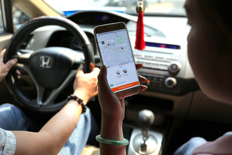 Taxi công nghệ